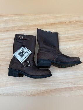 Frye 12R Dark Brown Leather Mid-Calf Engineer Boots Women’s 7 NWT